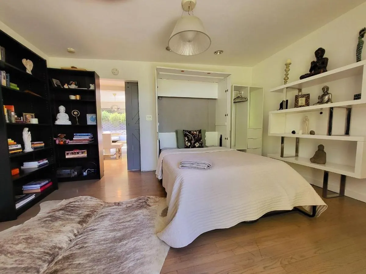 Shanti Om Retreat In Beverly Hills Los Angeles