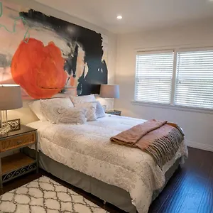 Holiday home Charming Duplex In Sherman Oaks, Los Angeles
