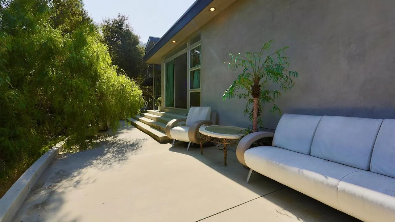 Дом отдыха Shanti Om Retreat In Beverly Hills